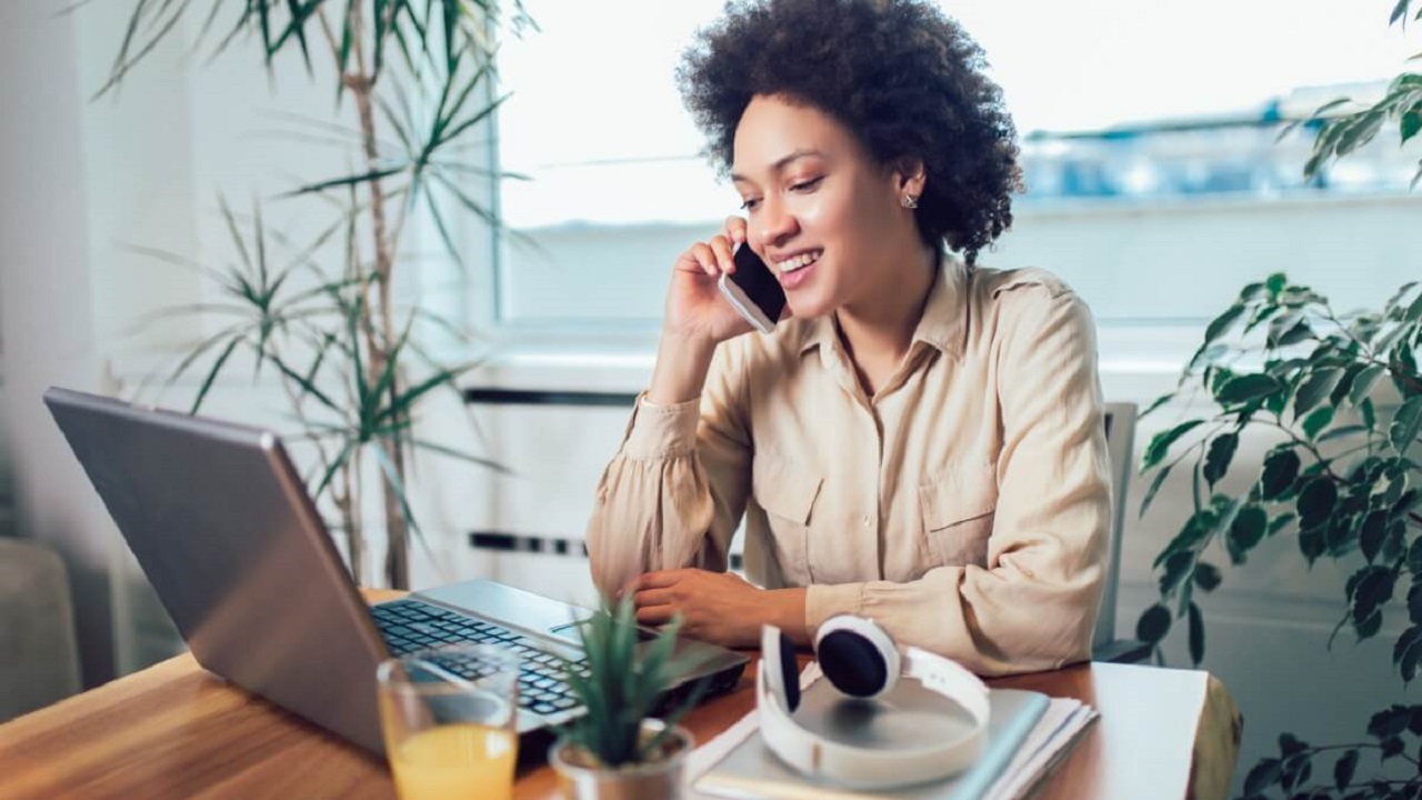 Brasil tem mais de 20 mil vagas de emprego na modalidade home office em aberto, confira!