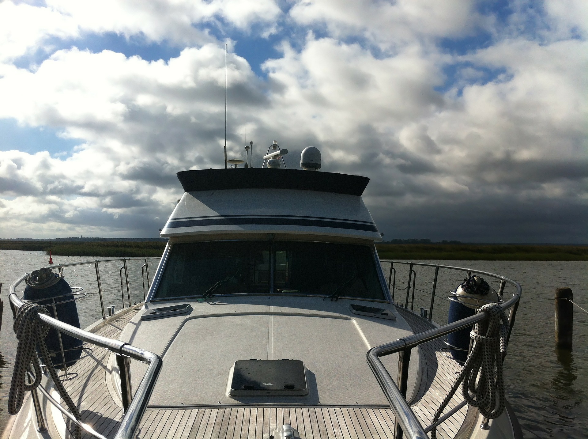 Multinacional BNY Mellon tem 5 mil vagas de emprego offshore e onshore em São Paulo (SP) e Rio de Janeiro (RJ) - Fonte: Canva