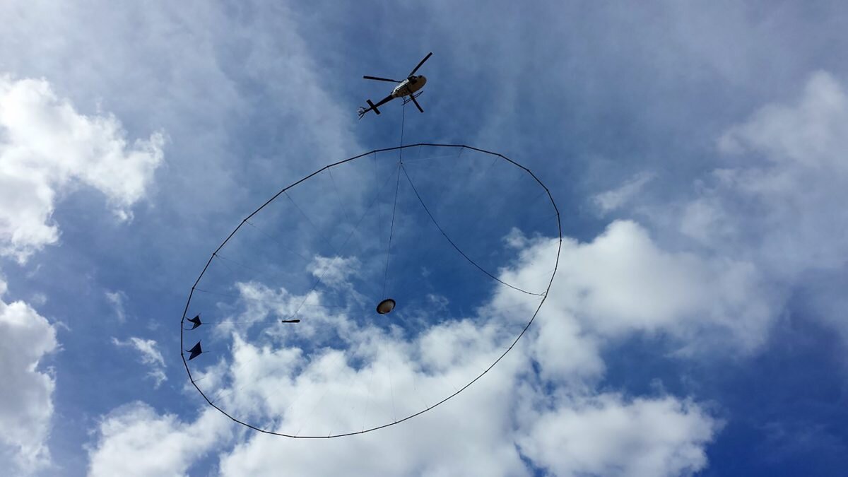 O estado da Bahia vem investindo fortemente nas pesquisas quanto ao potencial de produção no setor da mineração na região e a CBPM, junto da companhia XCalibur, entregou os resultados do estudo aerogeofísico realizado nas últimas semanas.