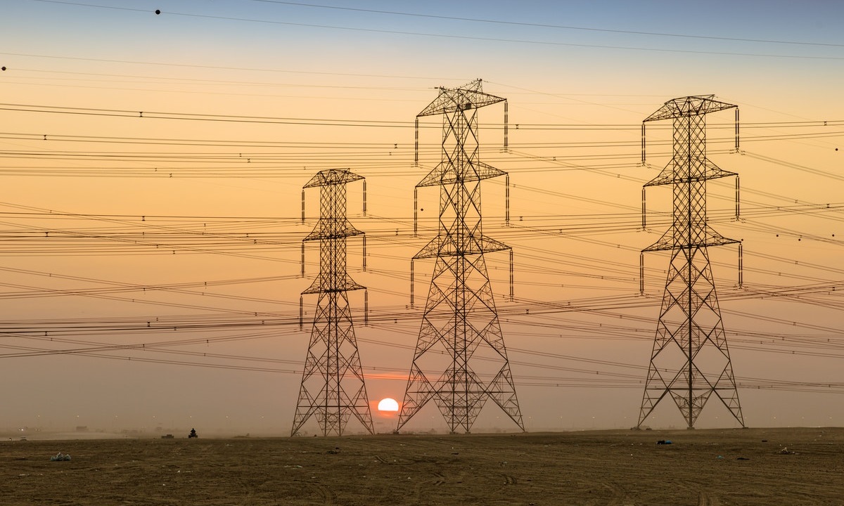 Usinas, energia, leilão