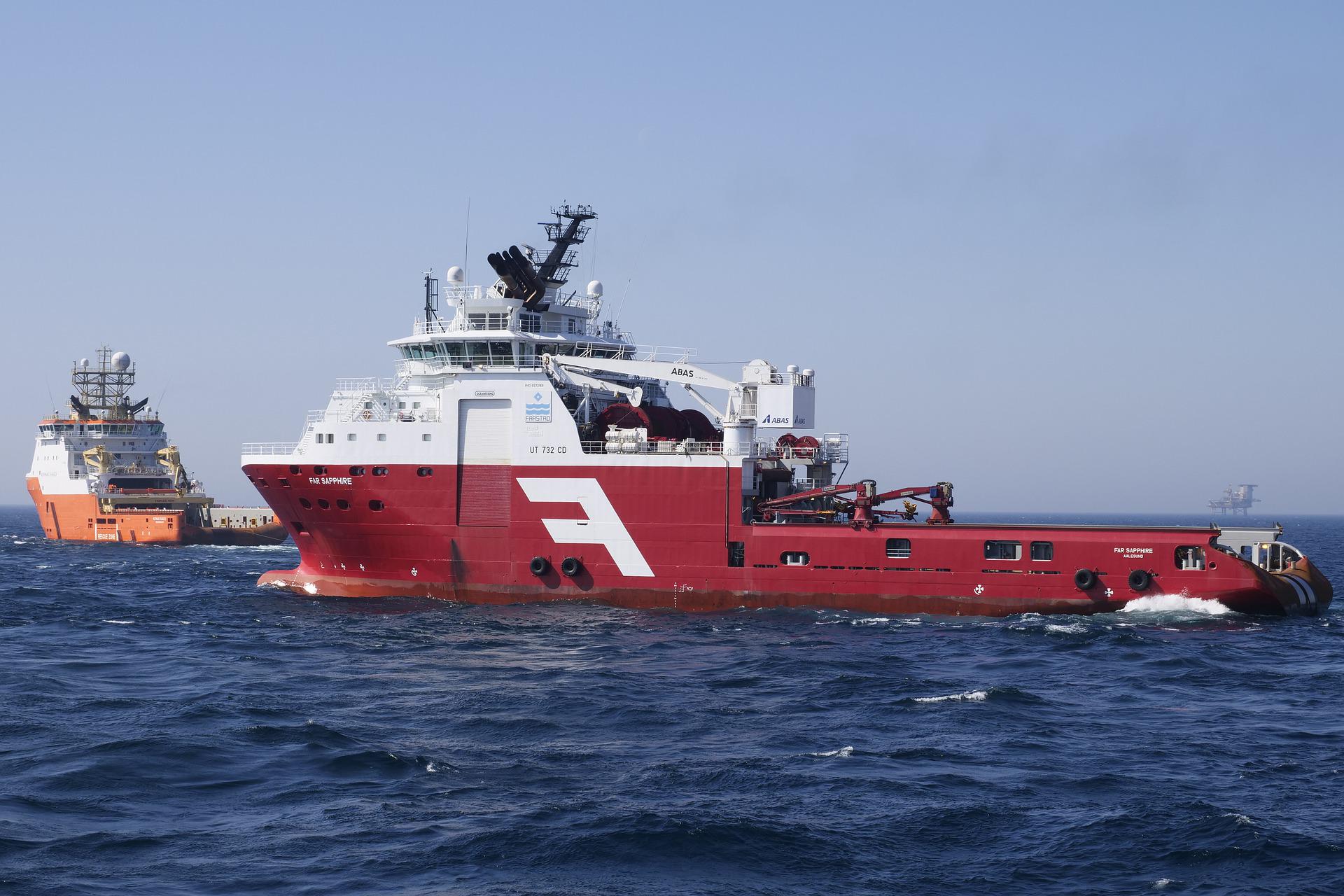 URGENTE: Gigante do petróleo e gás anuncia lista com quase 100 vagas offshore SEM ensino superior em Macaé (RJ)