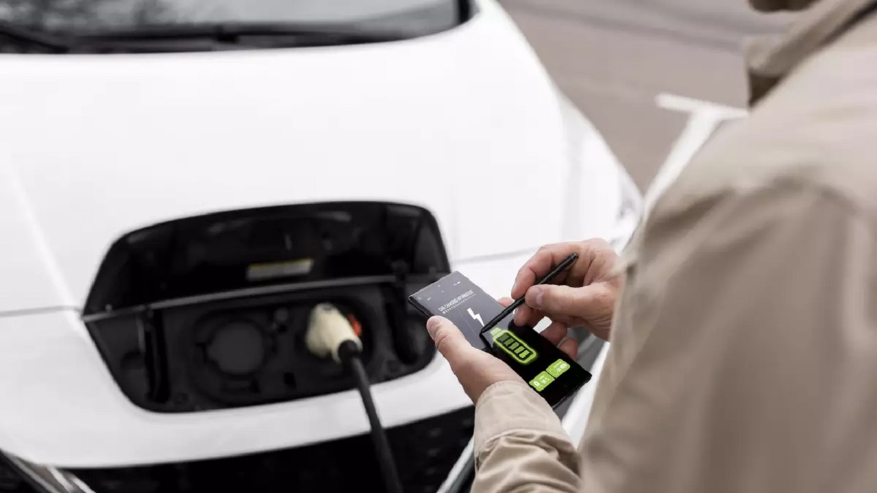 Nasa desenvolve técnica revolucionária capaz de carregar carros elétricos em até cinco minutos