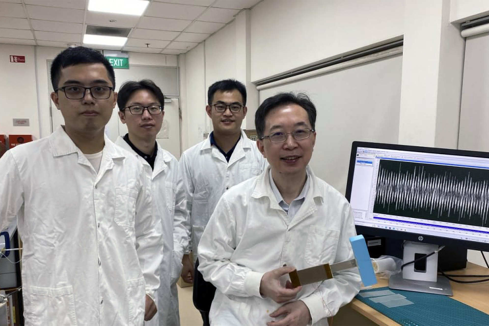 O Colhedor de Vento Cientistas criam dispositivo capaz de gerar e armazenar energia a partir de pequenas vibrações do Ar