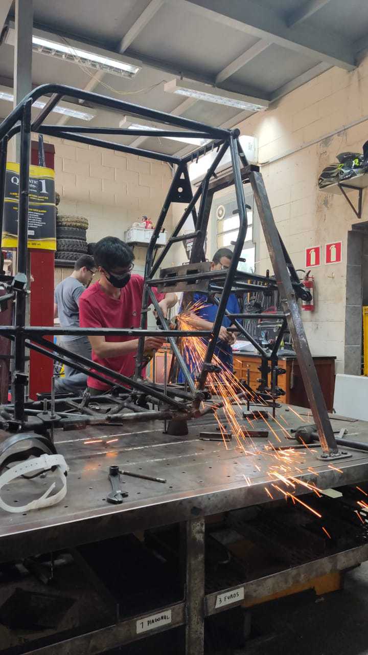 Pesquisadores brasileiros desenvolvem o primeiro veículo do mundo movido a hidrogênio