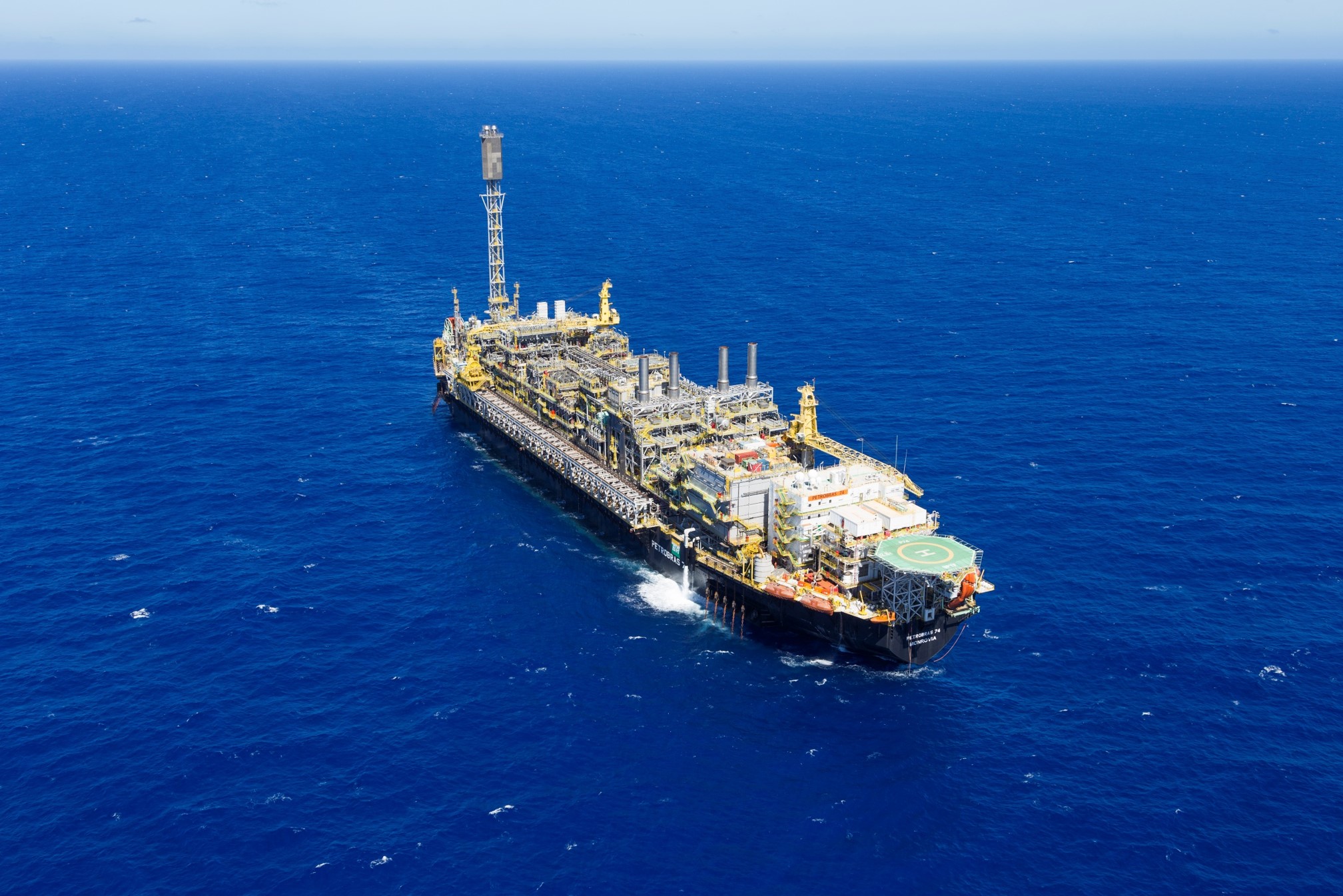 Serão 11 blocos de petróleo no pré-sal que participarão do leilão da Oferta Permanente de Partilha da ANP. As áreas estão localizadas na Bacia de Santos e Campos, importantes regiões para a exploração de óleo e gás no Brasil.