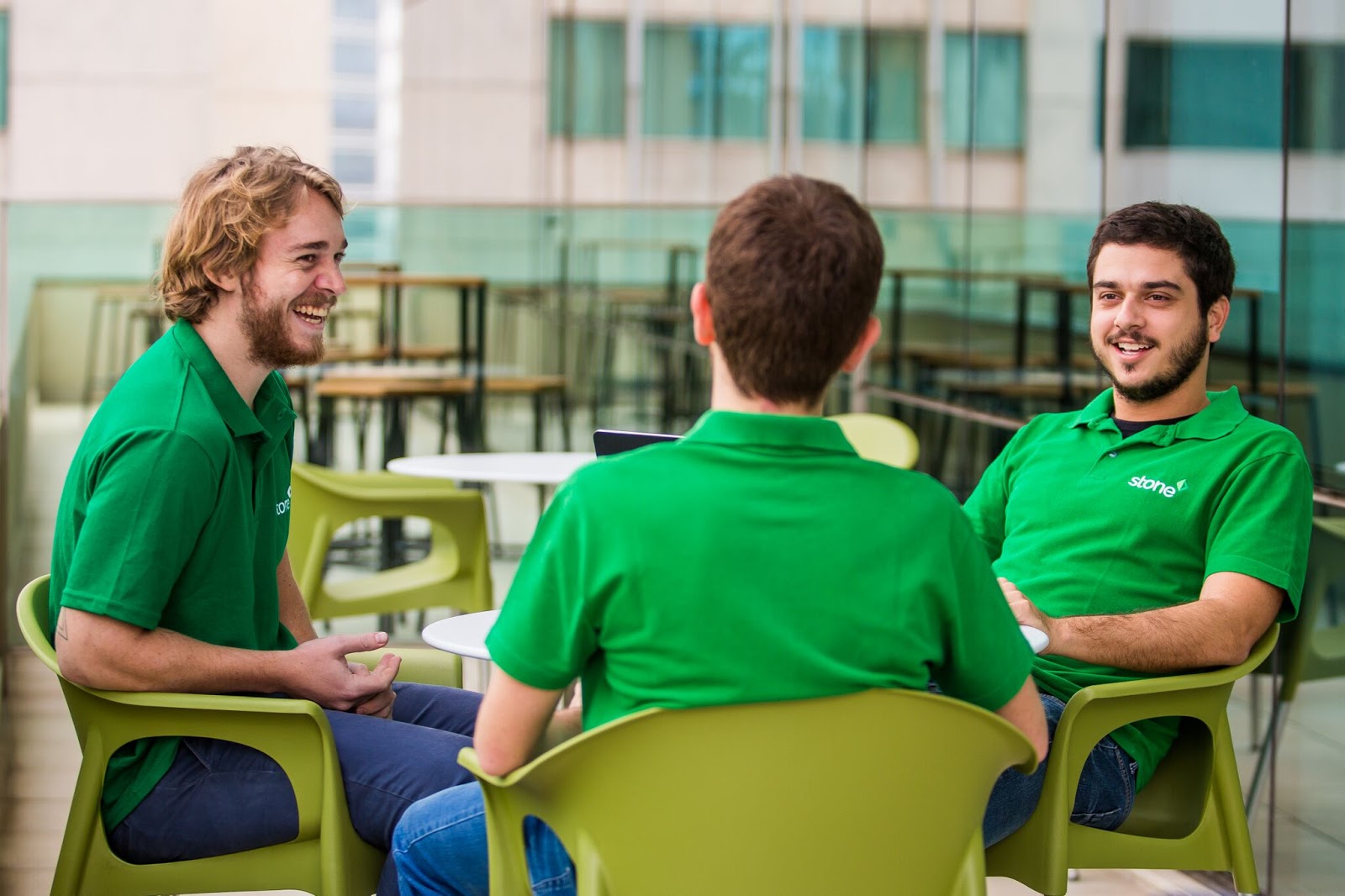 Stone abre processo seletivo com mais de 250 vagas presencial e home office para candidatos ao redor de todo o Brasil