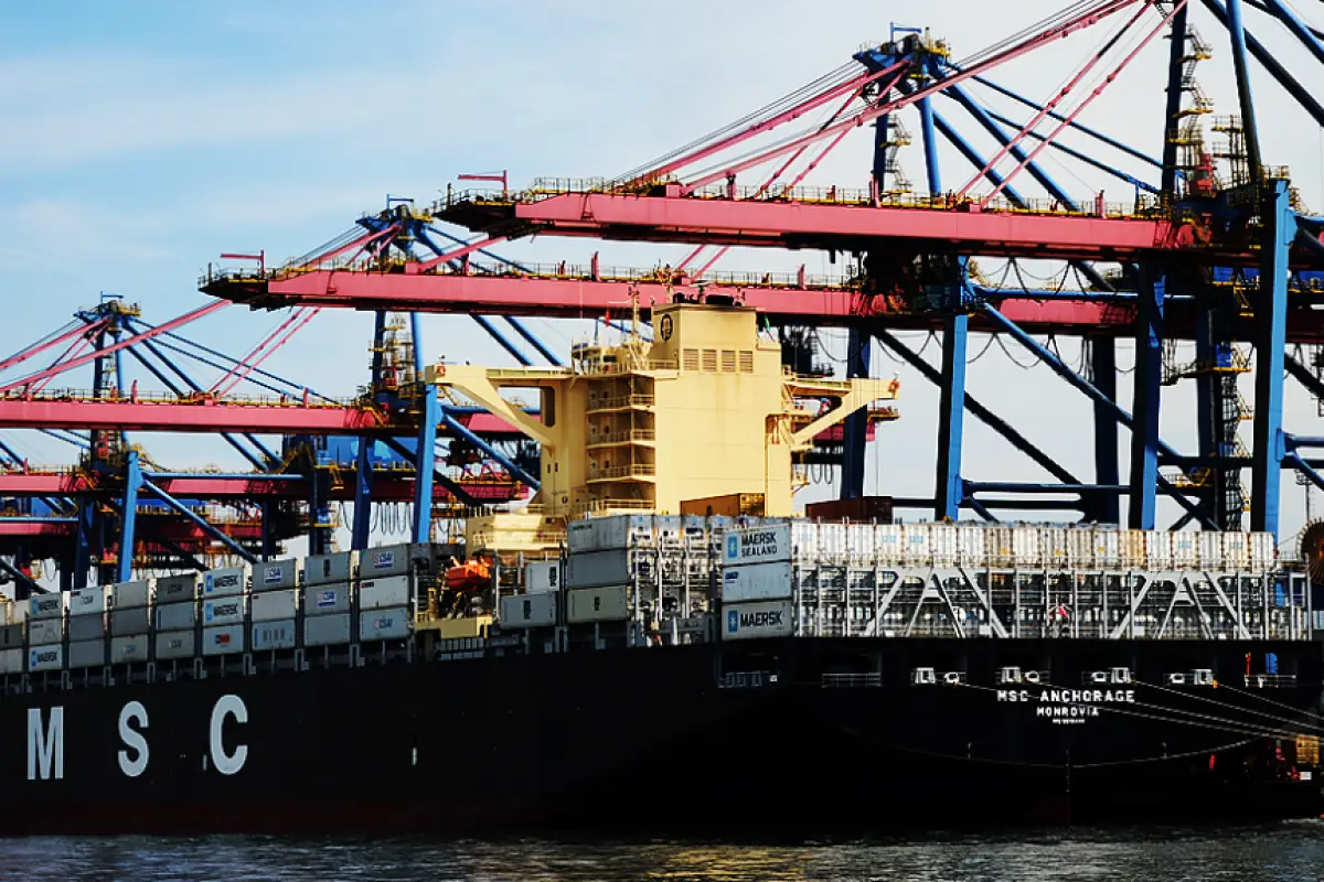 A balança comercial brasileira fez um registro de superávit de US$2,102 bilhões em janeiro até o momento, resultado de exportações de cerca de US$16,3 bilhões e importações de US$14,2 bilhões