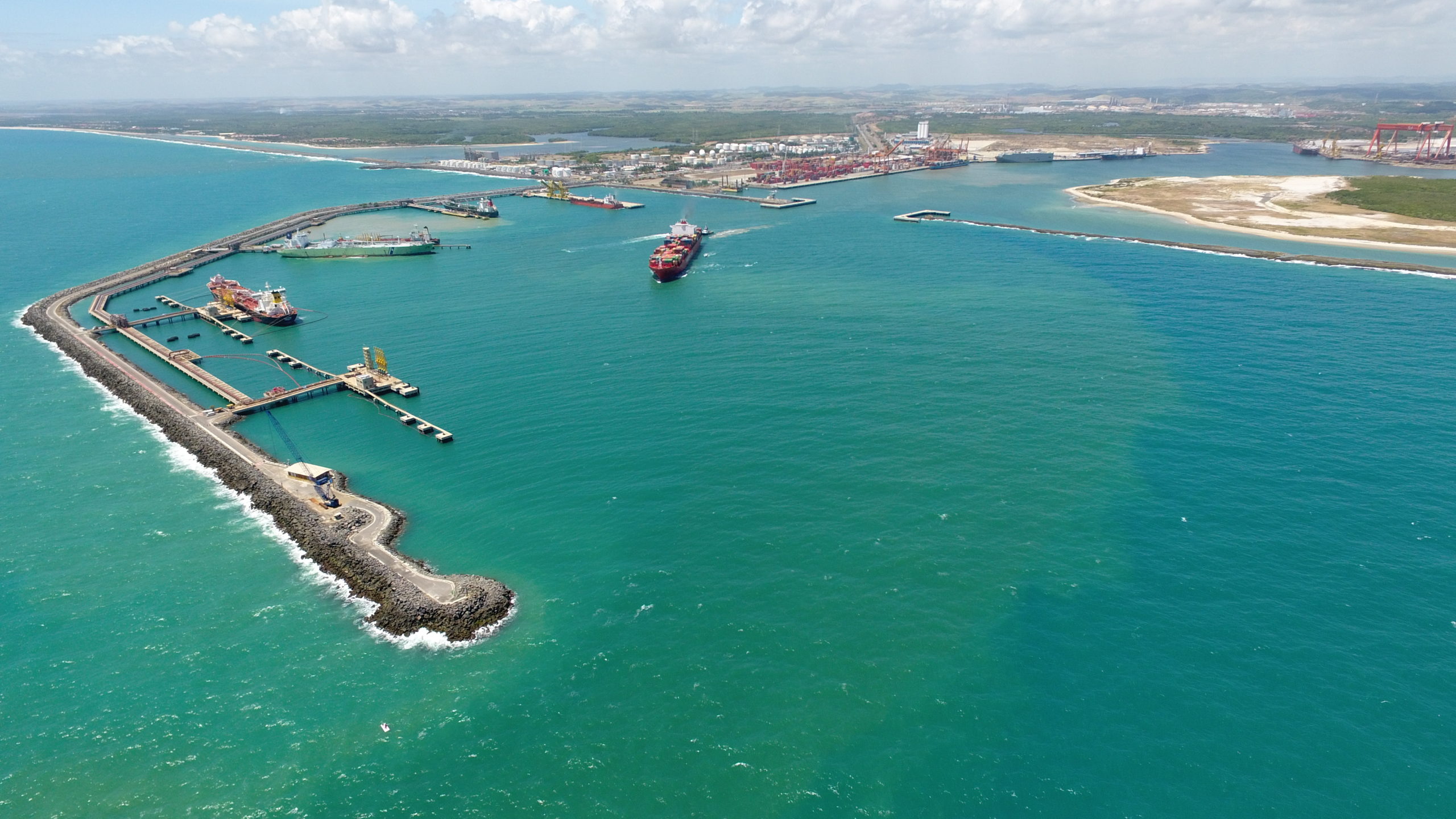 porto de suape, Petrobras, abastecimento