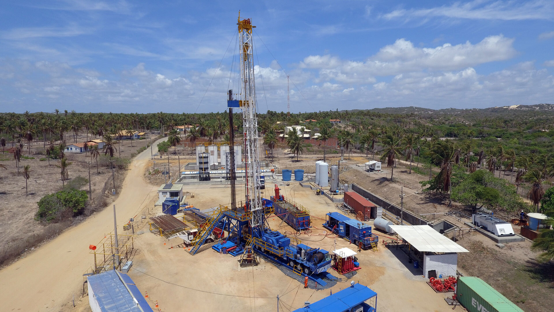 A empresa deterá a operação de alguns blocos de exploração de petróleo e gás da Bacia do Recôncavo com a aquisição da Maha Energy. O objetivo da PetroReconcavo para os próximos anos é investir na produção onshore no mercado nacional.