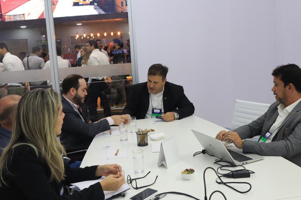 Reunión de Negocios de Suape