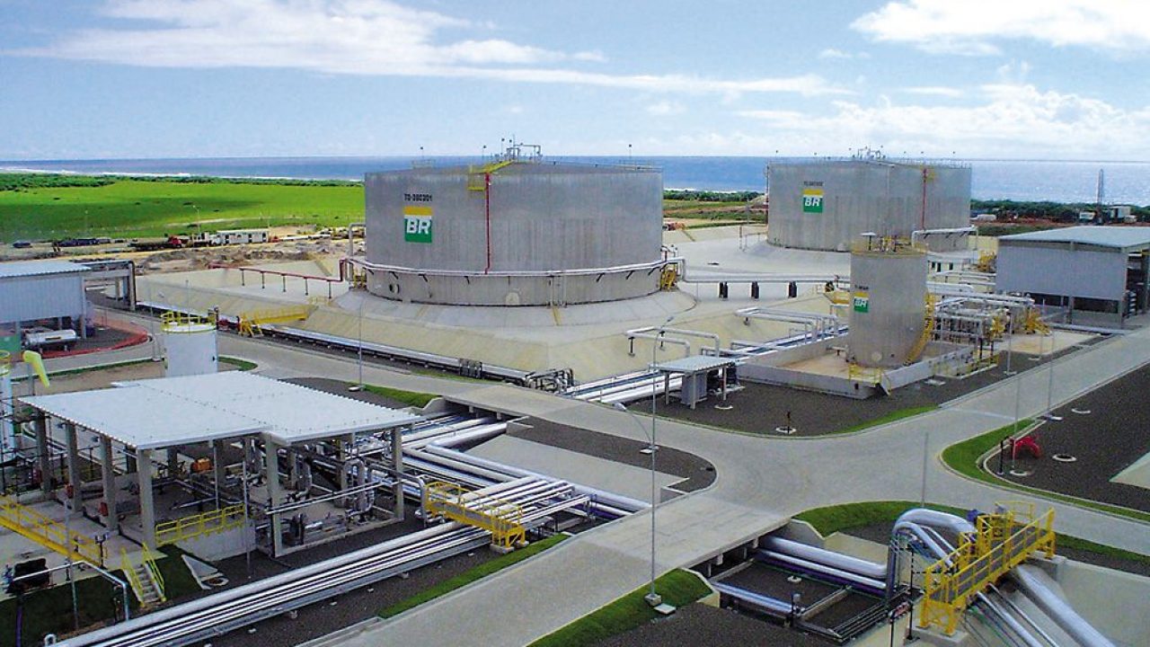 Venda do polo de petróleo