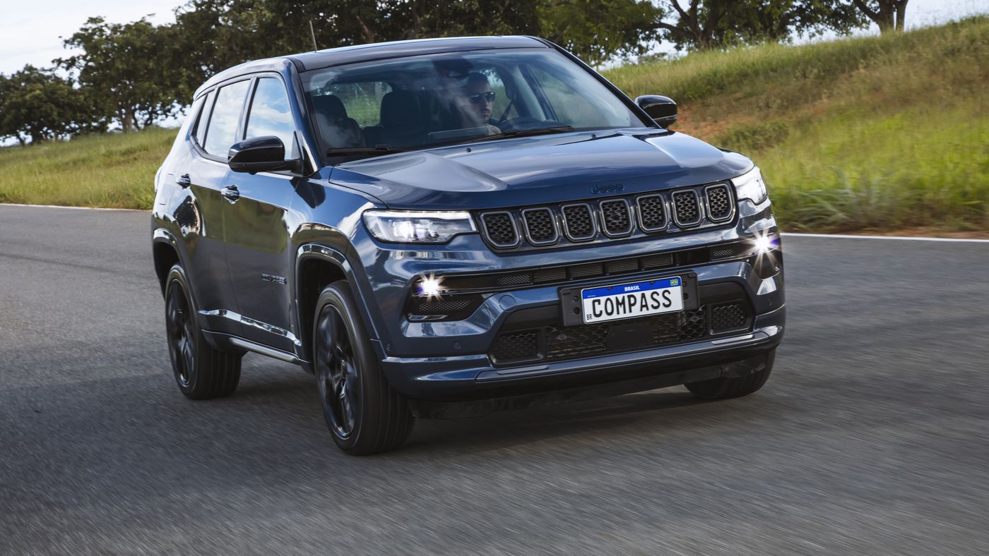 A companhia investirá mais de 30 bilhões de euros até 2025 na eletrificação do setor de transportes. O projeto de veículos híbridos com motor movido a etanol da Stellantis garantirá ainda mais eficiência no mercado global.