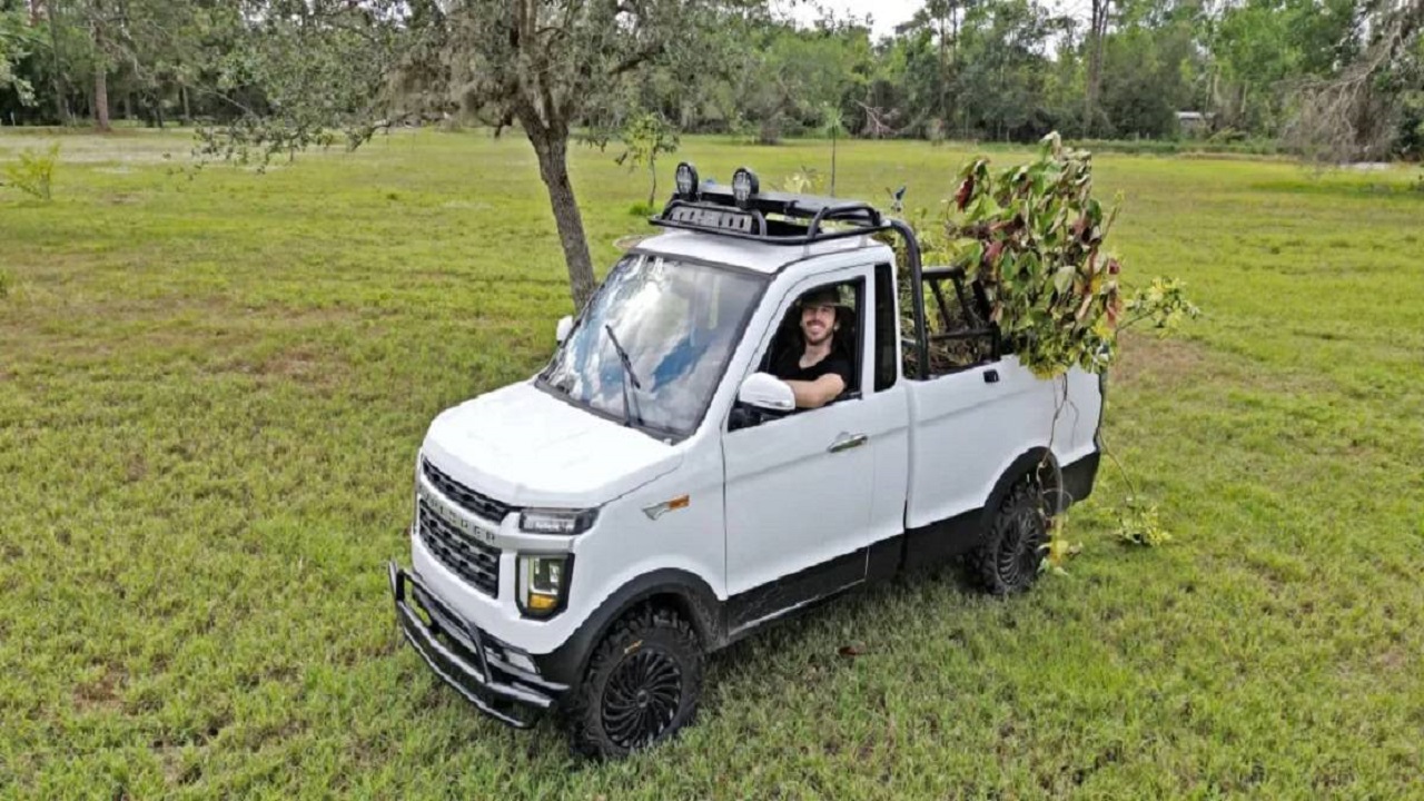 Caminhão de baixo custo, visual incrível Homem realiza tuning em mini-caminhão chinês de R$ 10 mil; veja as modificações