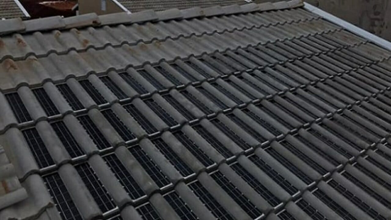 Eternit inova com lançamento de novas telhas fotovoltaicas onduladas para geração de energia solar