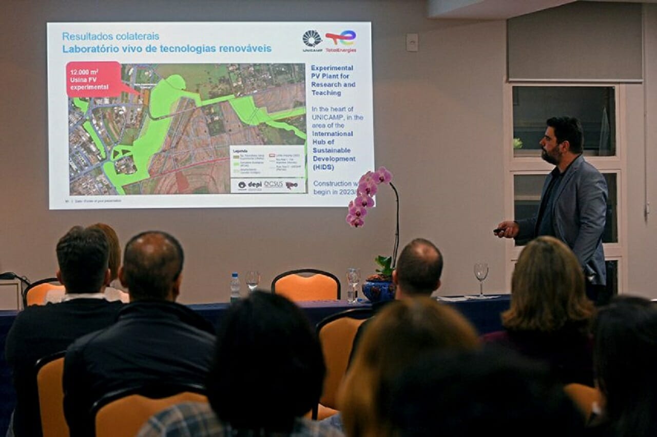 Unicamp e TotalEnergies fecham acordo para construção de usina solar e pesquisas fotovoltaicas