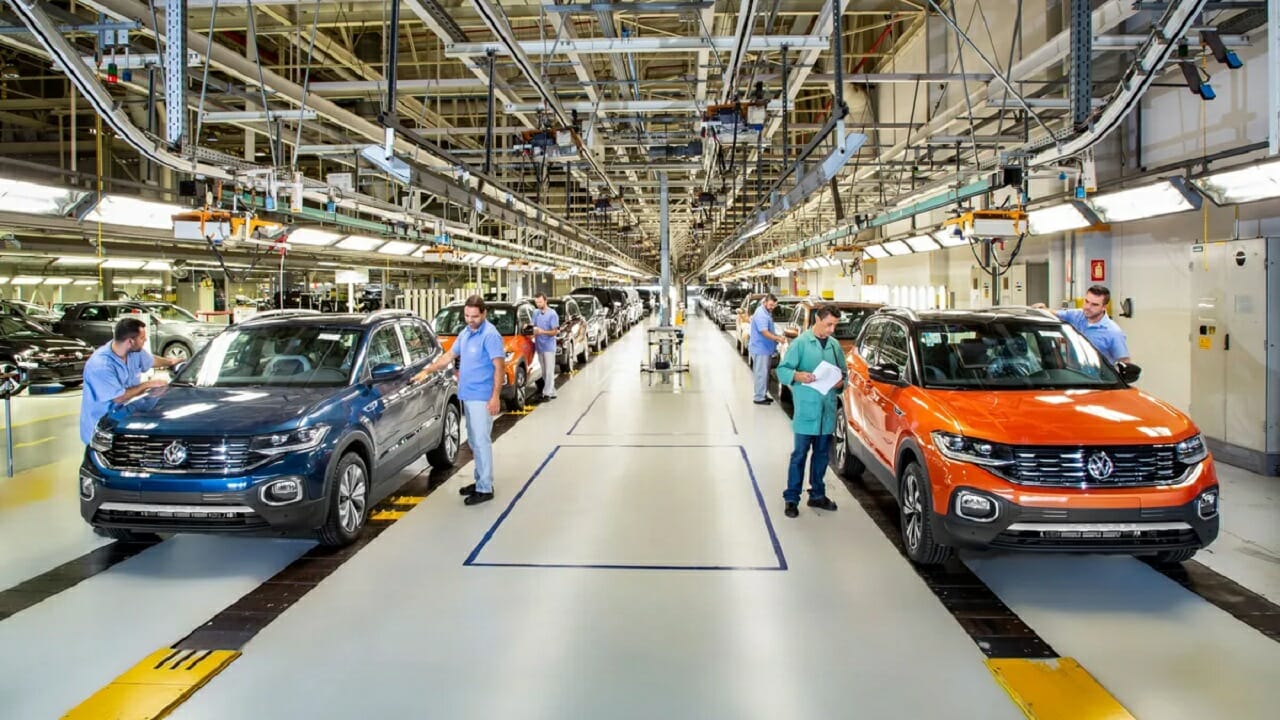 Volkswagen paralisa produção em fábricas do Brasil mesmo com programa de incentivo do governo