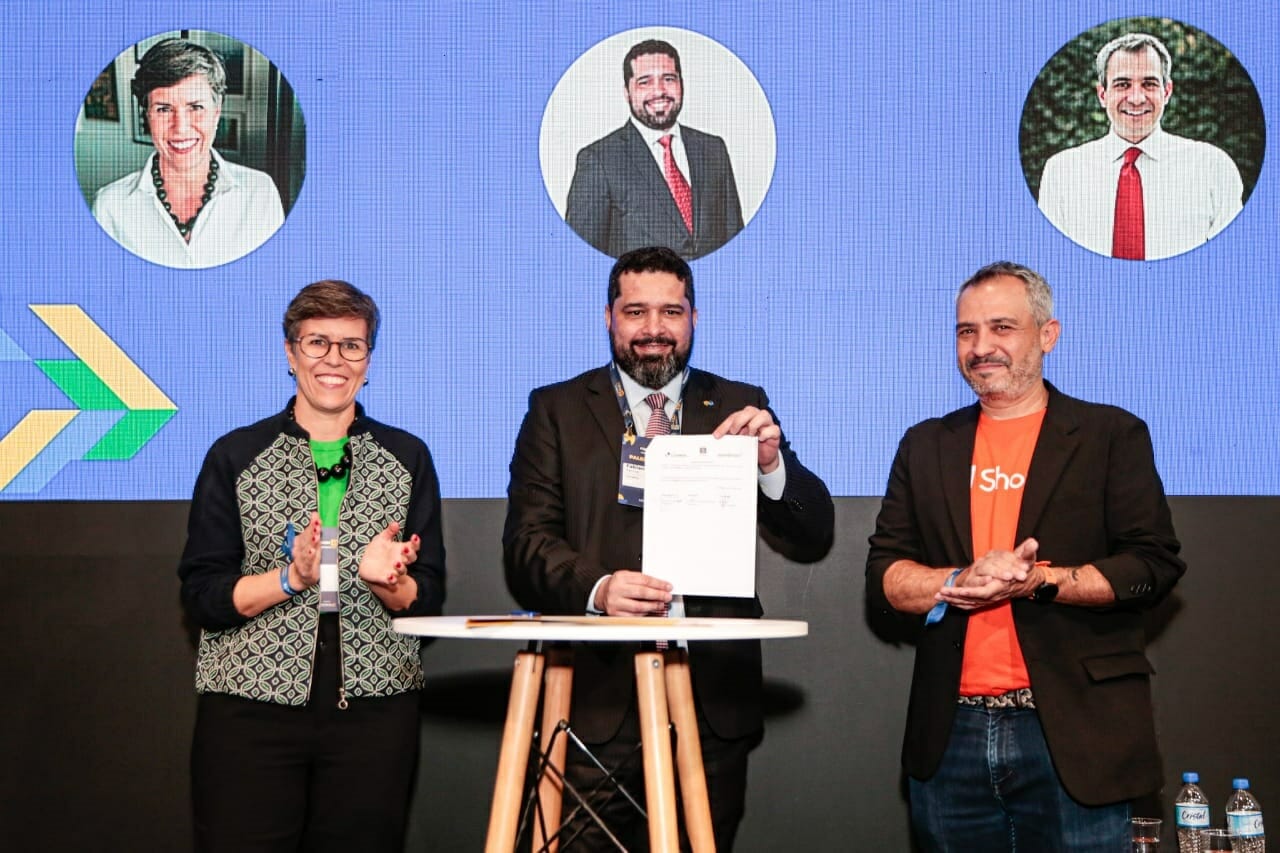 Correios, ApexBrasil e Shopee se unem para expandir mercado brasileiro no Sudeste Asiático em nova parceria inédita 