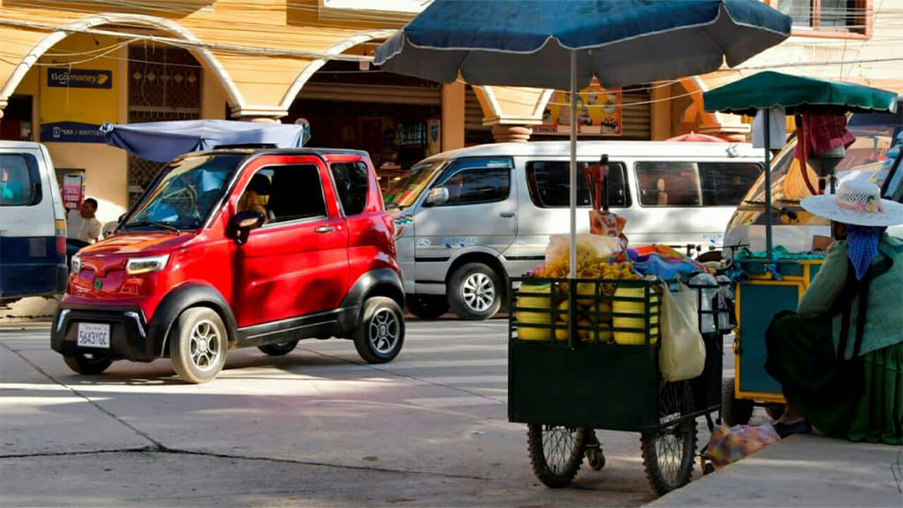 Este coche eléctrico compacto y barato