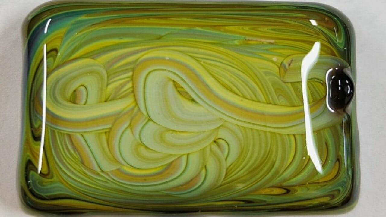 Pesquisadores brasileiros desenvolveram vidros especiais de alta tecnologia utilizando nióbio 