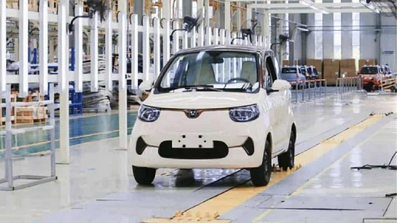 Revolução elétrica conheça o carro elétrico mais acessível do mundo, superando o BYD dolphin!