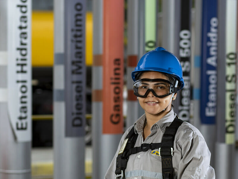 VAGAS de emprego na GIGANTE rede de postos Ipiranga, benefícios exclusivos e oportunidades únicas