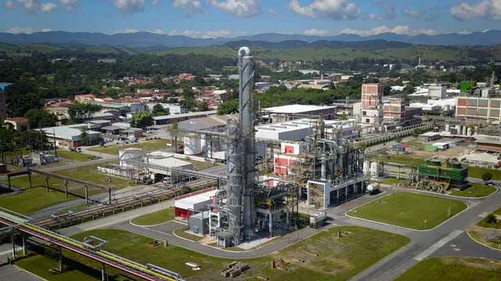 Usina da BASF em Guaratinguetá (SP), que produz Metilato de Sódio