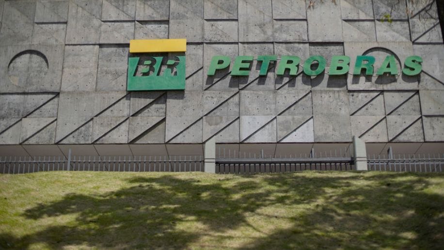 Petrobras (PETR4) alcança marca histórica de processamento de gás natural do pré-sal em setembro