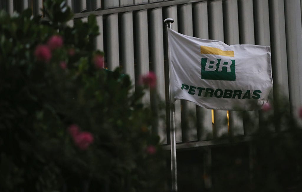 Petrobras (PETR4) anunciará novo investimento na Regap, Americanas (AMER3) recebe autorização para encerrar parceria com Vibra (VBBR3), Totvs (TOTS3) adquire IP e outras novidades.