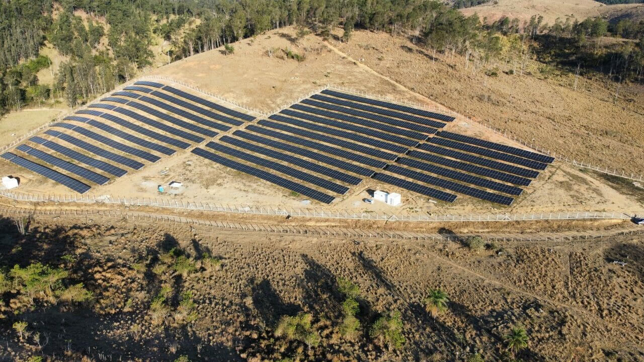 novas usinas solares em SP e MG