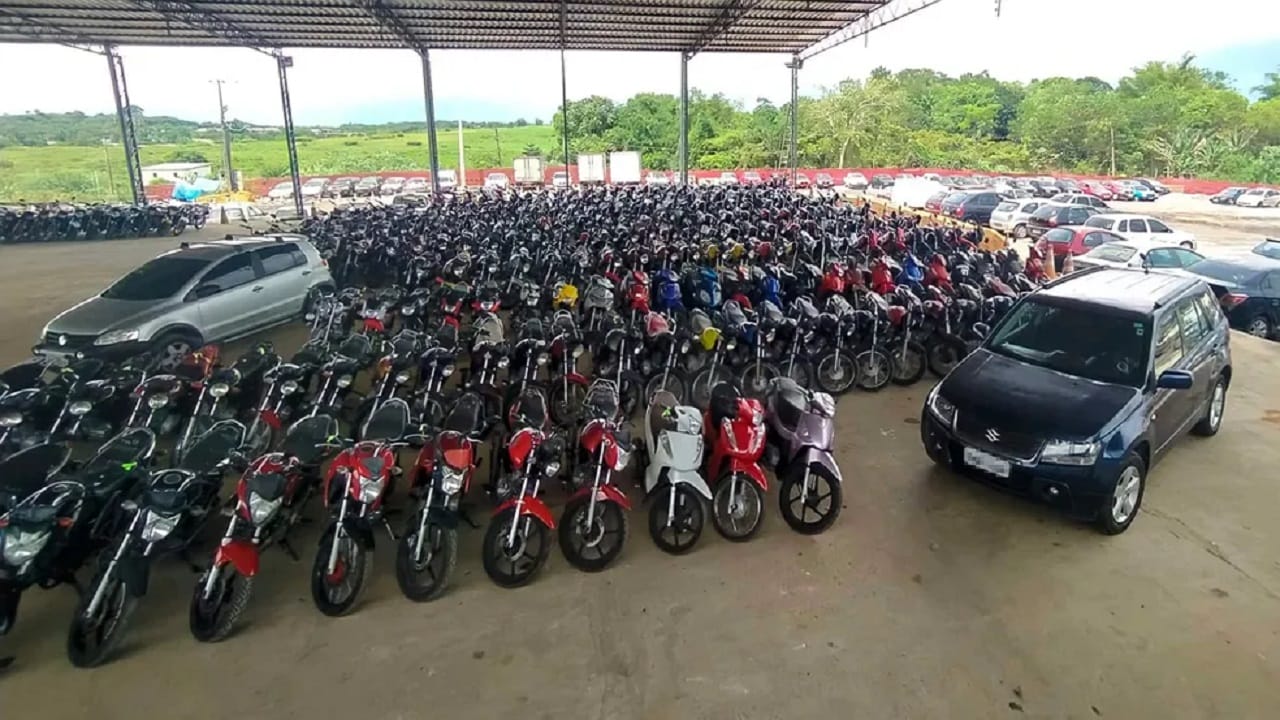 Detran anuncia leilão SURREAL com mais de 200 carros e motos a partir de R$ 300