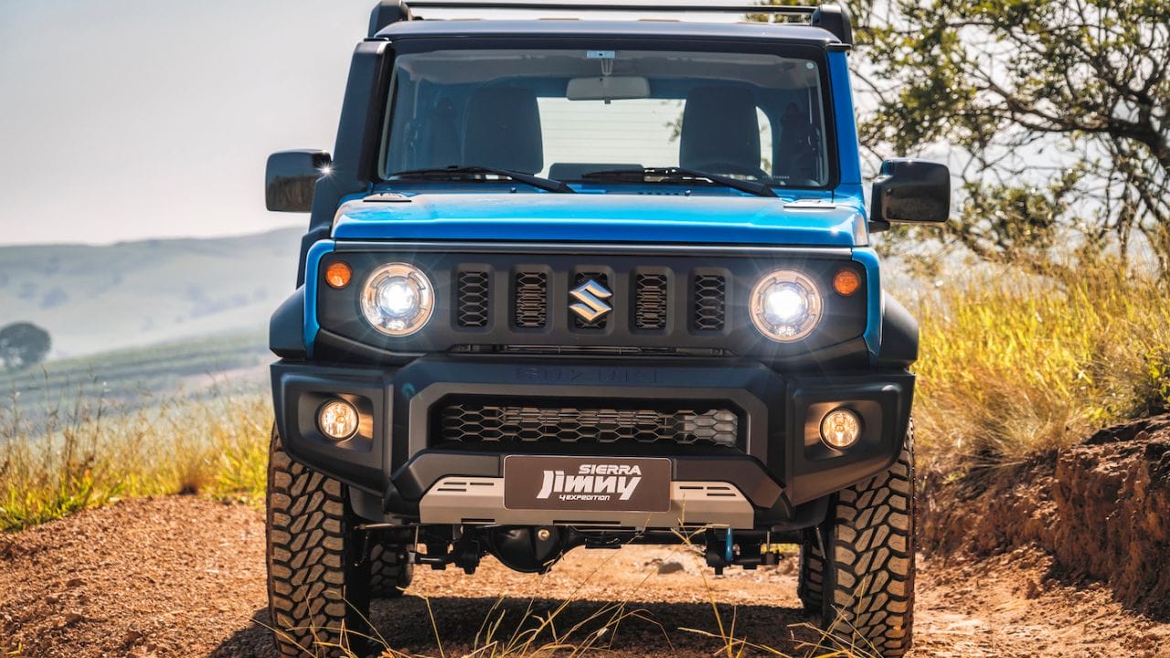 Suzuki Jimny Sierra 4Style - preço de Renegade, mas imbatível no Off-Road, uma aventura automotiva que une tradição e modernidade