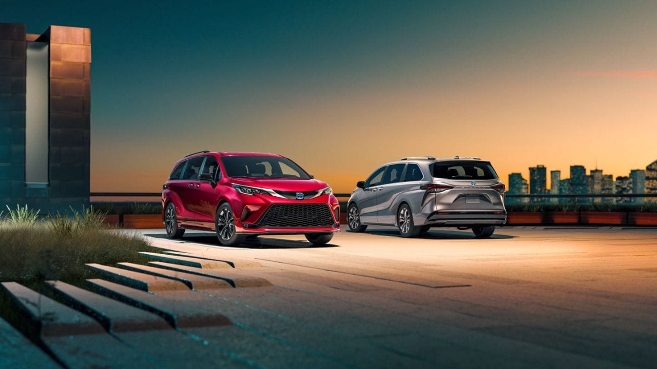 Toyota Sienna XSE 2023 é híbrida, a minivan americana exclusiva de 7 lugares que chega no Brasil somente por importação