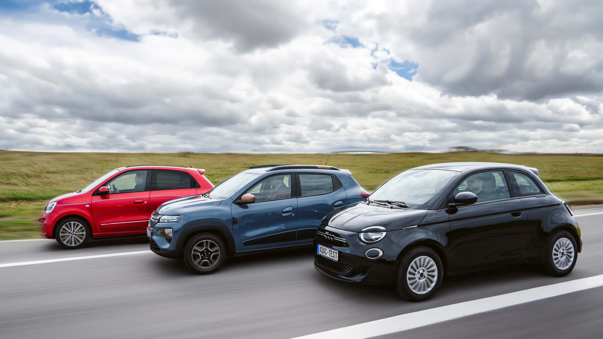 carros elétricos, Fiat 500 elétrico, Renault Twingo E-Tech Electric, Dacia Spring Electric, preço, segurança, EuroNCAP, autonomia, assistência, colisão, urbanas, carregamento, custos, comparação, VW e-up, Citroën e-C3.