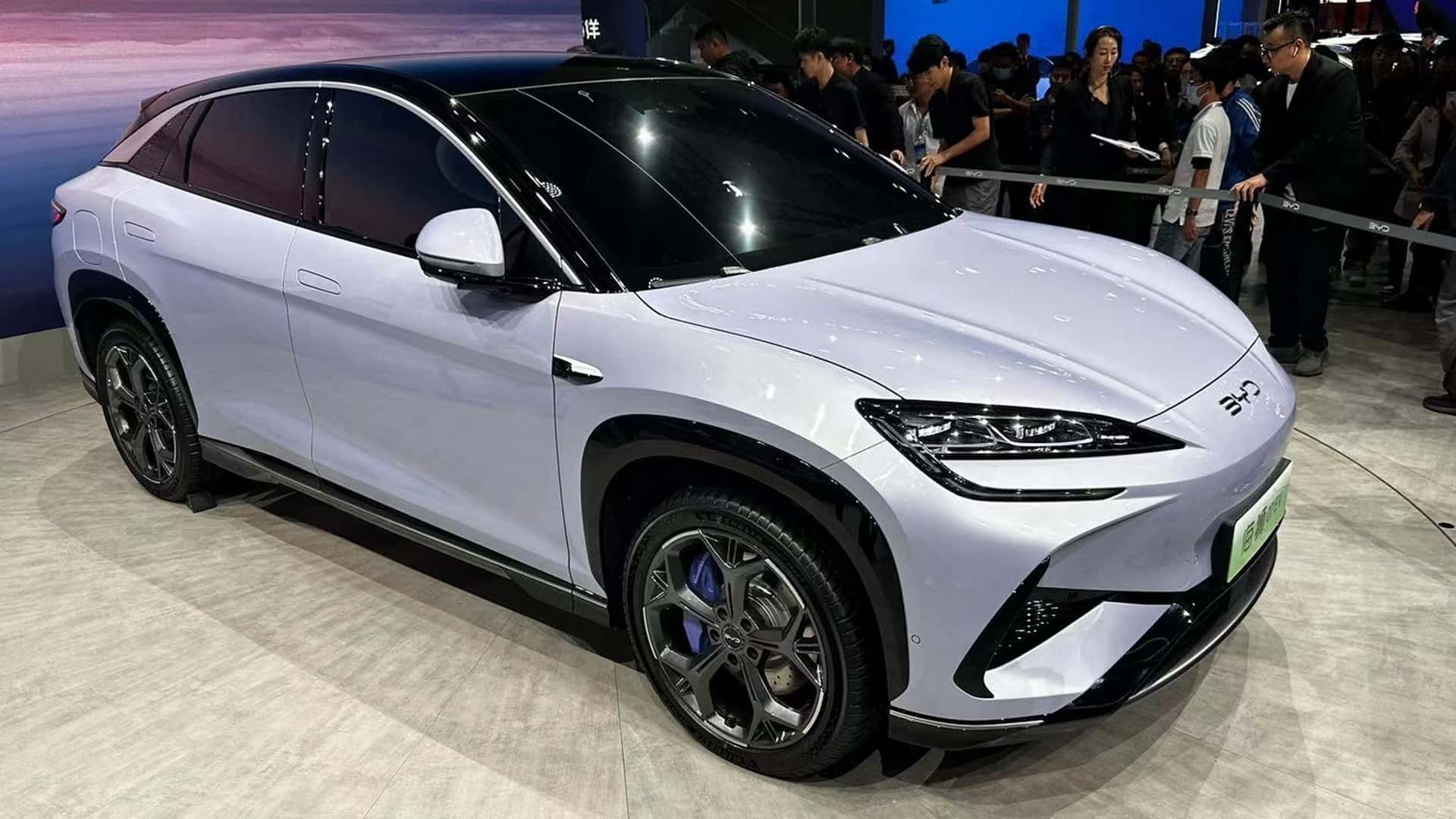 BYD, Sea Lion 07, SUV cupê, Salão do Automóvel, Guangzhou, plataforma eletrônica, tecnologia CTB, Ocean, Yuan Plus, Tan, faróis em LED, Ocean-X, Wolfgang Egger, Audi, submarcas, Cell-to-Body, Tesla Model Y, meta, China, Song L, vendas.