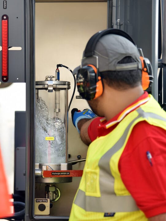 Emirates realiza primeiros voos com SAF