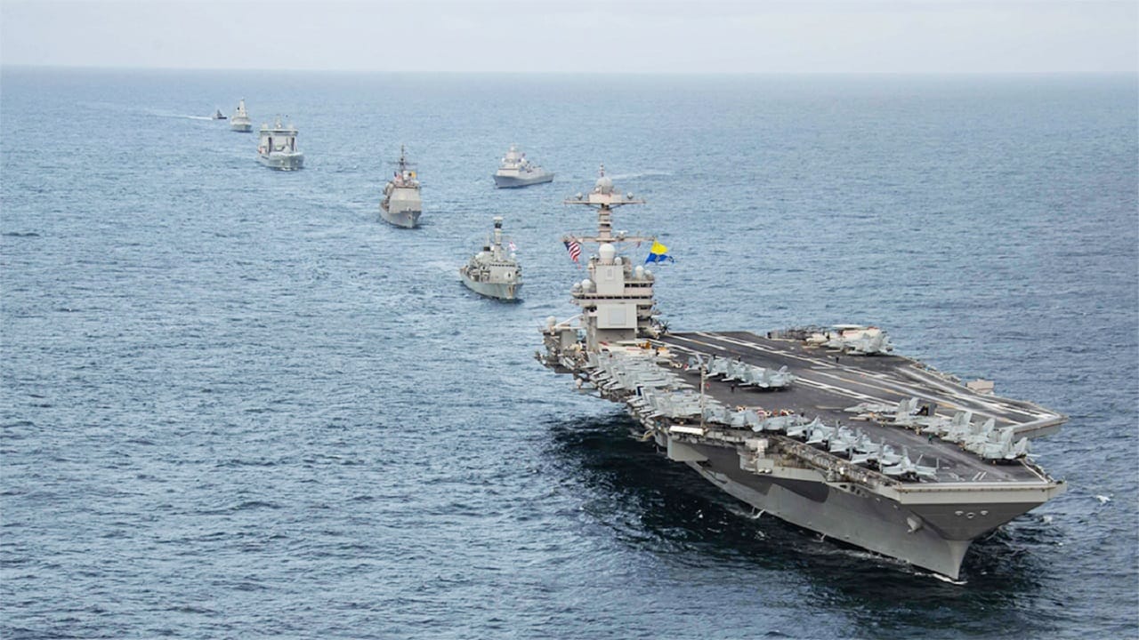 Conheça o COLOSSAL porta-aviões dos EUA que está dominando os oceanos e surpreendendo o mundo!