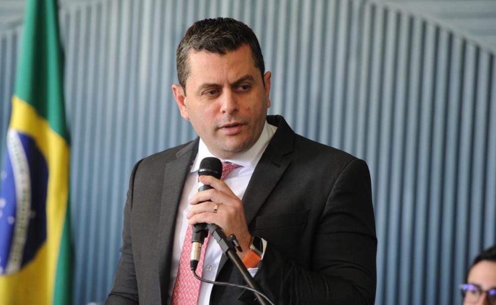 PARLAMENTAR MISTA DE ENERGIA LIMPA