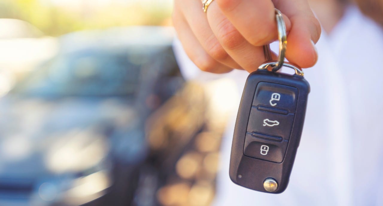 Carro usado em 2024? Veja TRÊS dicas para fugir de golpes na hora da compra. (Imagem/ reprodução)