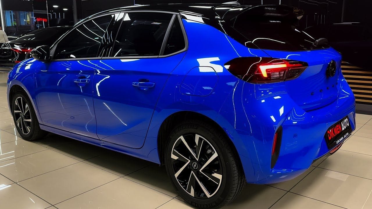 Novo Corsa 2024, da Opel, marca era elétrica com 156 cv e 406 km de autonomia