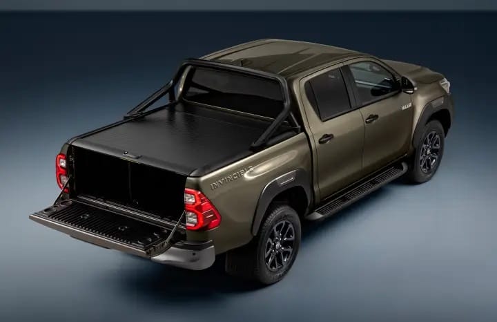 Toyota Hilux diesel híbrida - El PESADILLA de la Ranger llegó a Brasil para dominar el mercado automotriz!