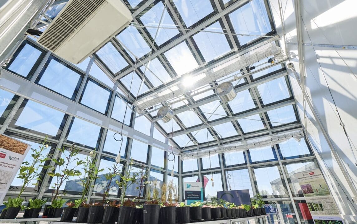 painel solar - painel fotovoltaico - fotovoltaica - energia solar -