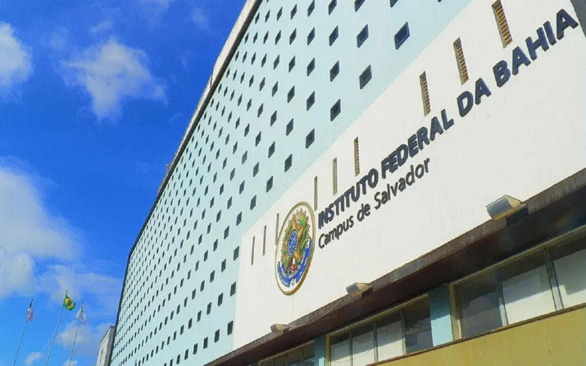 IFBA - Instituto Federal de Educação, Ciência e Tecnologia da Bahia está com inscrições abertas para cursos gratuitos de curta duração; 170 vagas + certificado garantido!