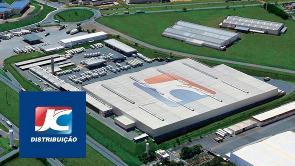JC Distribuição está com vagas de emprego abertas; oportunidades para motorista de carreta, auxiliar mecânico de empilhadeiras, motorista entregador e mais 