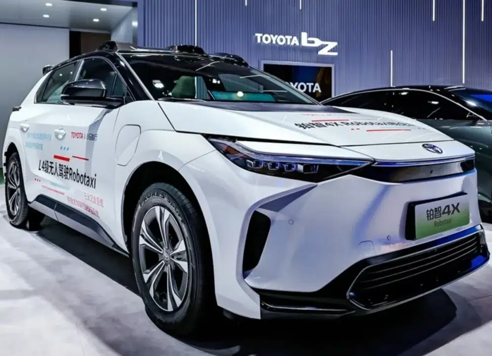 robotaxi - toyota - tesla - elon musk