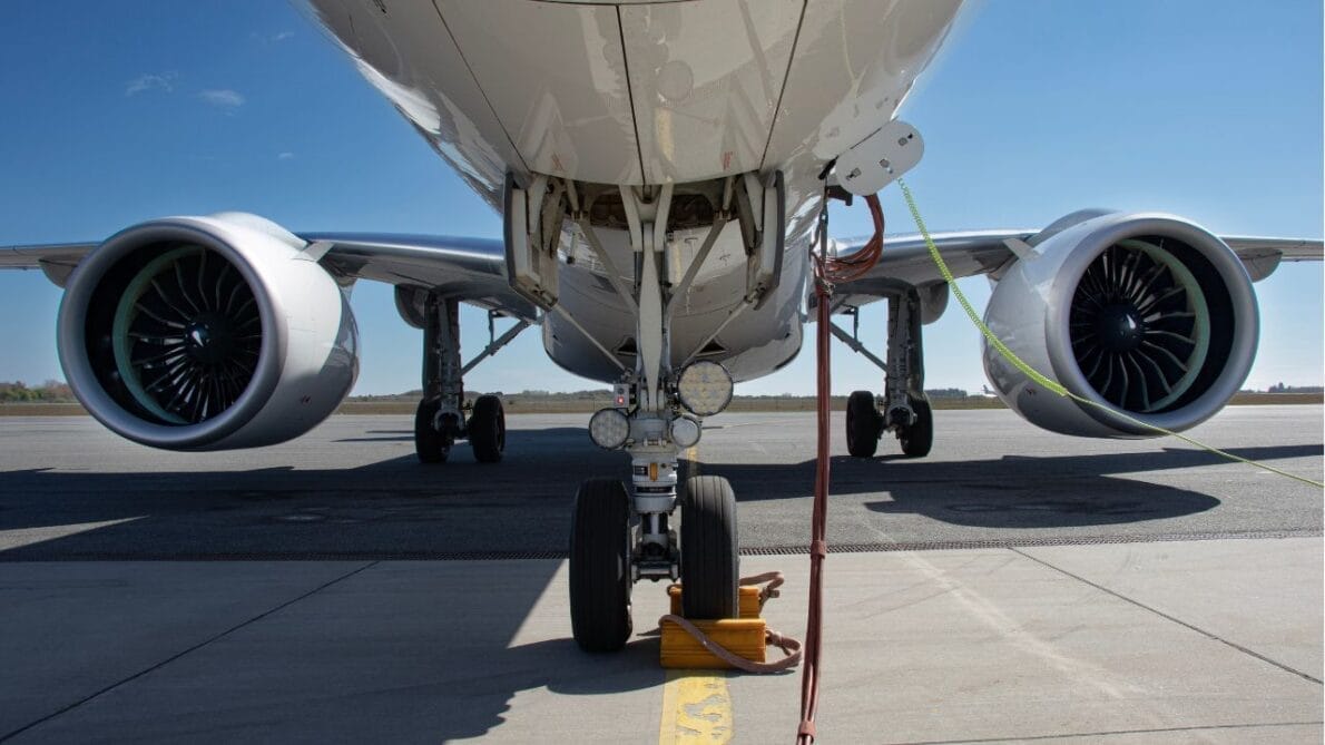 EMBRAER anuncia vagas de emprego em várias localidades no Brasil; Oportunidades para técnico de manutenção, montador, eletricista, mecânico e mais