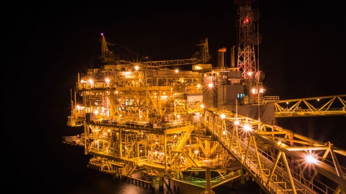 Perbras anuncia algumas vagas de emprego no Brasil com salários iniciais de R$ 2 mil; Oportunidades para plataformista de produção, auxiliar de operações offshore, inspetor e mais