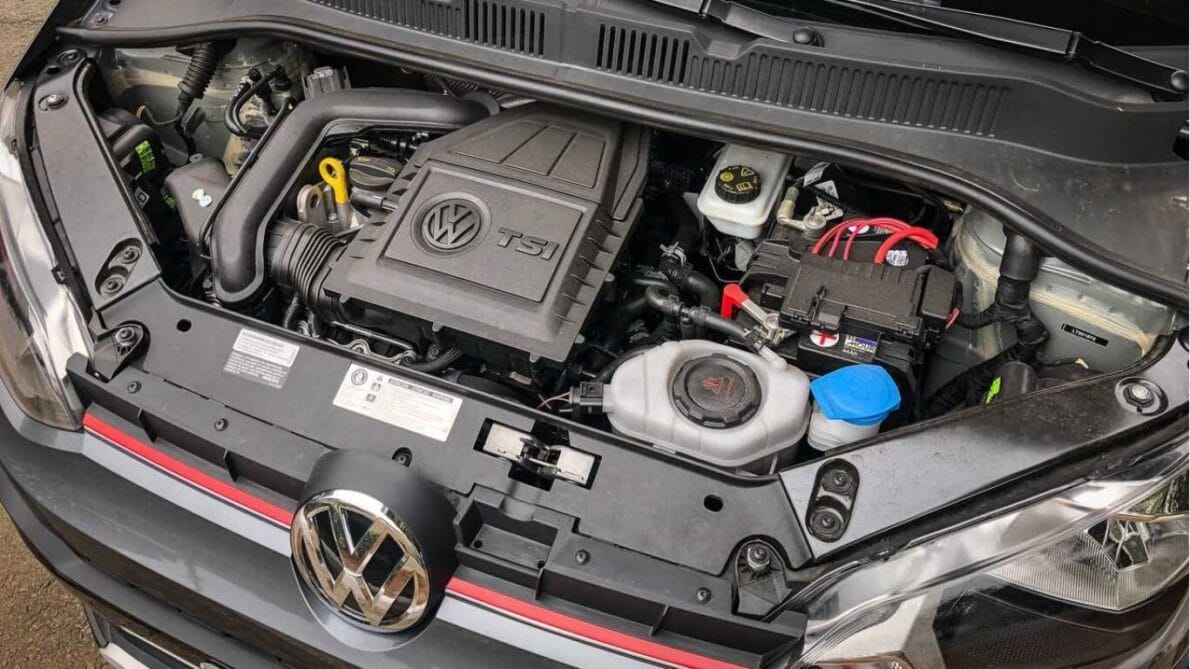 “MOTORES A COMBUSTÃO”, “VOLKSWAGEN”, “carros elétricos”,
