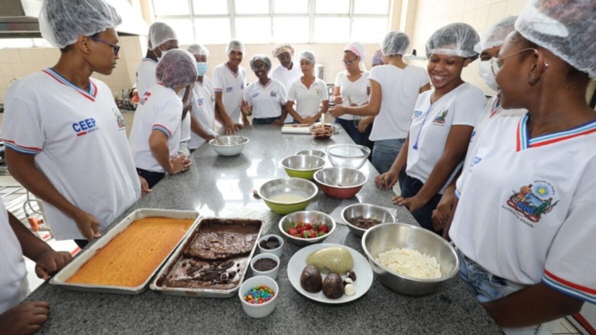  “proceso selectivo”, ” curso”, “curso técnico”, “bahía”, “curso gratuito”