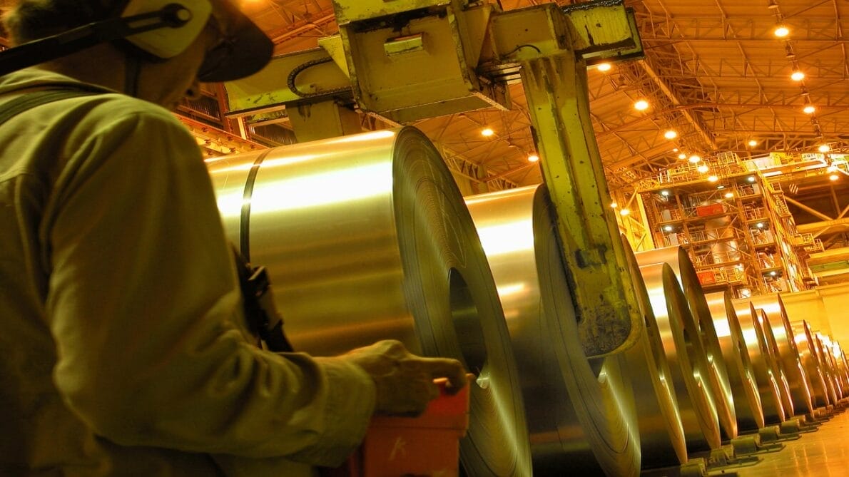 aço - siderúrgica - mineração - tubos - inox - investimentos -