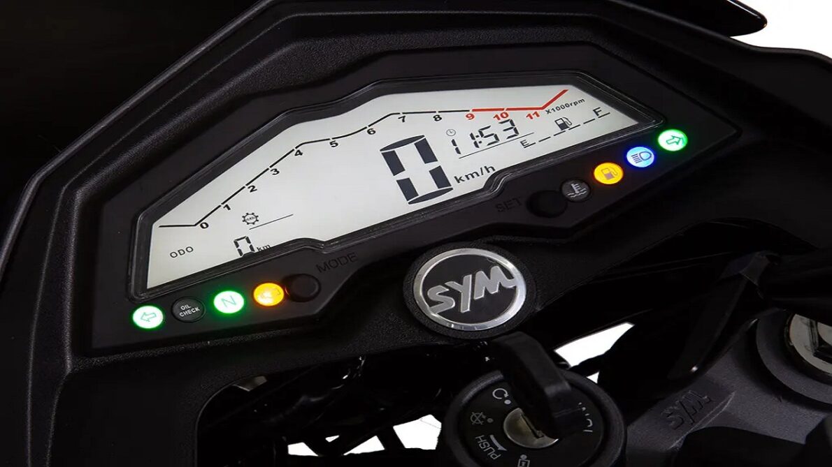 moto 190cc no Brasil mistura pitada Trail e enfrenta de igual para igual a Lander!